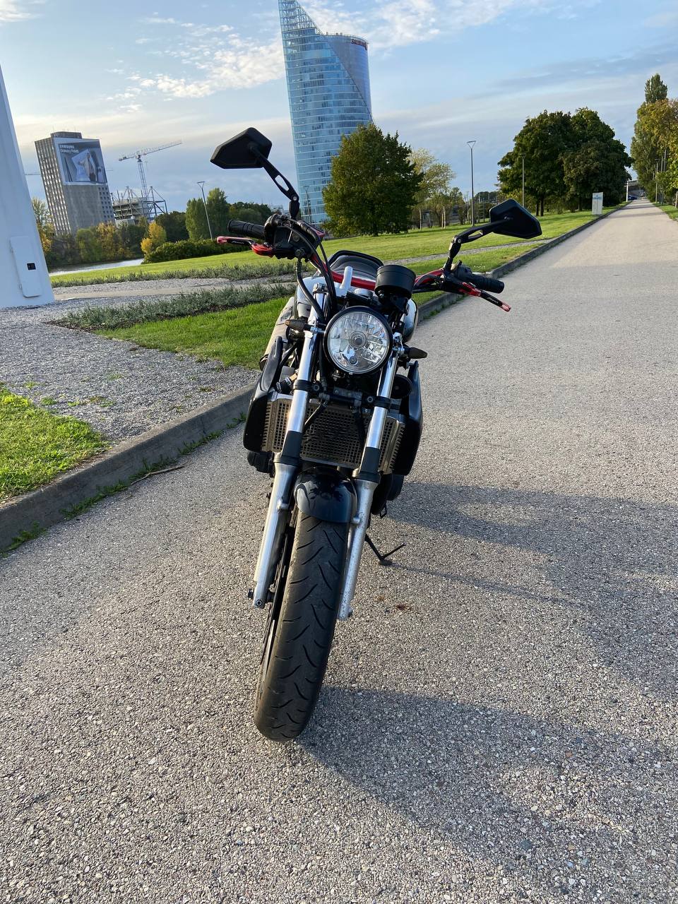 Yamaha FZS600 Fazer foto 8